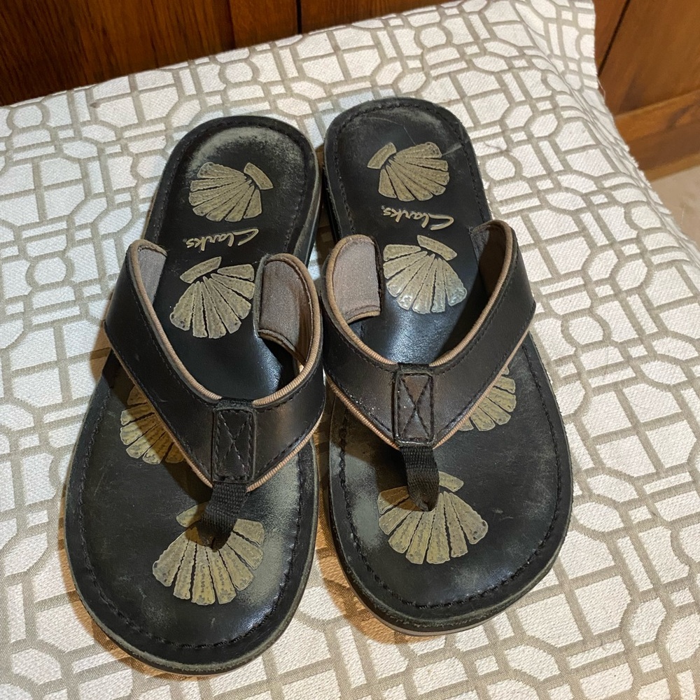 Clarks Black and Brown Sandals